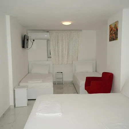 Enles Hostel