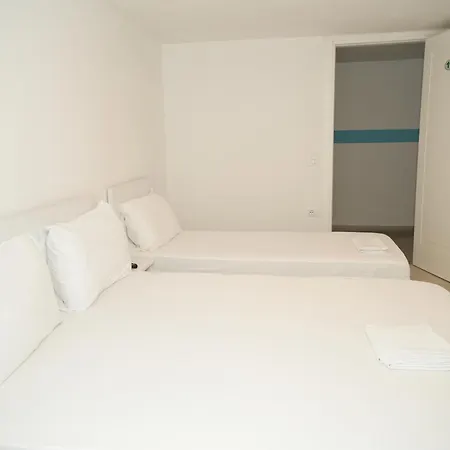 Enles * Durres