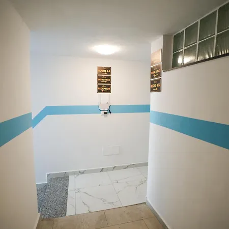 Vandrerhjem Enles Durrës