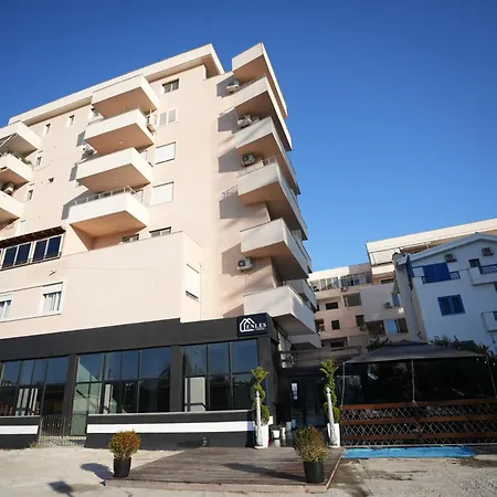 Enles Hostel Durres