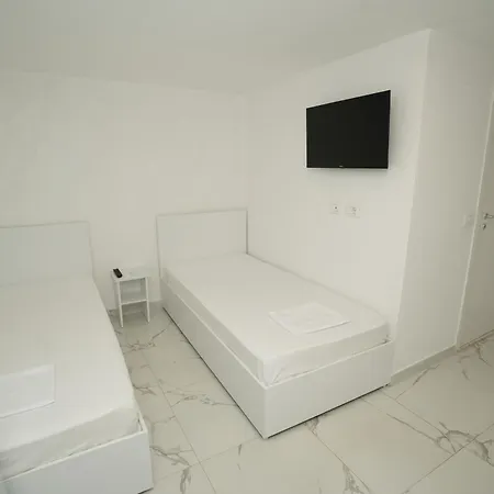 Enles Hostel